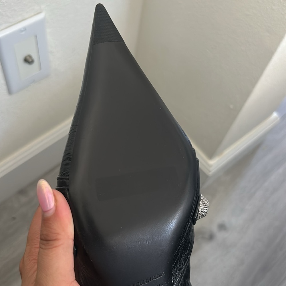 NWT ONE SINGLE SHOE Balenciaga Black Leather Cagole Boots RIGHT BOOT Sz 37 - Picture 5 of 10